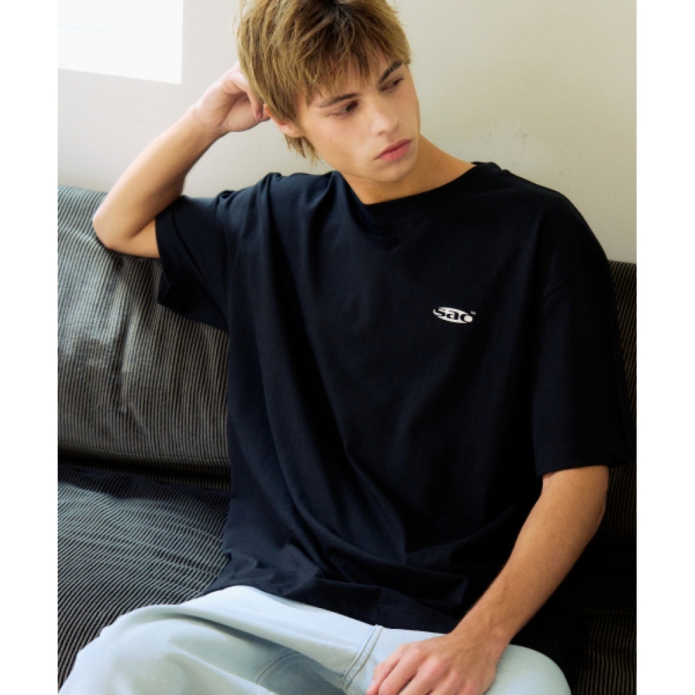 スローアシッドベーシックサックオーバルロゴ半袖Tシャツ [ブラック]
