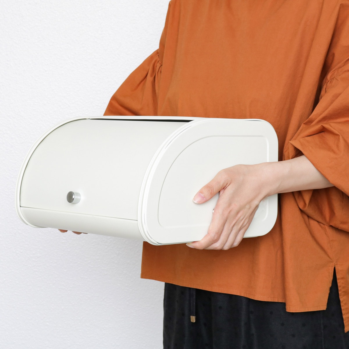 Qoo10] 佐藤金属興業 ブレッドケース ショート SALUS セ