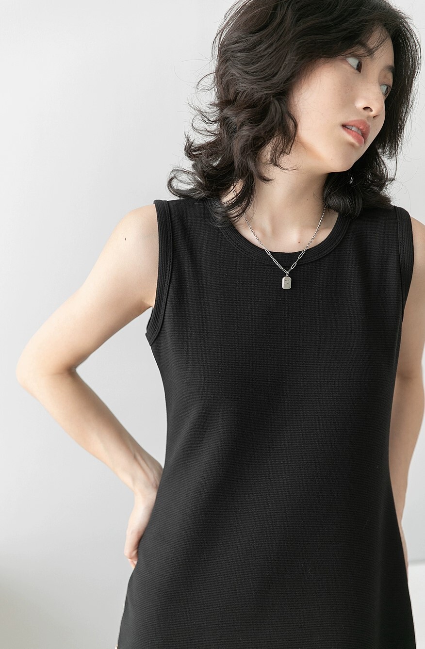 ワンピース ミニ丈 膝上 膝下 ロング丈 袖なし ノースリーブ ラウンドネック ストレート Iライン スリット バックスリット 薄手 大人可愛い きれいめ シンプル 大人 おしゃれ お洒落 かっこいい ワンピース ミニ丈 膝上 膝下 ロング丈 袖なし ノースリーブ ラウンドネック ストレート Iライン スリット バックスリット 薄手 大人可愛い きれいめ シンプル 大人 おしゃれ お洒落 かっこいい