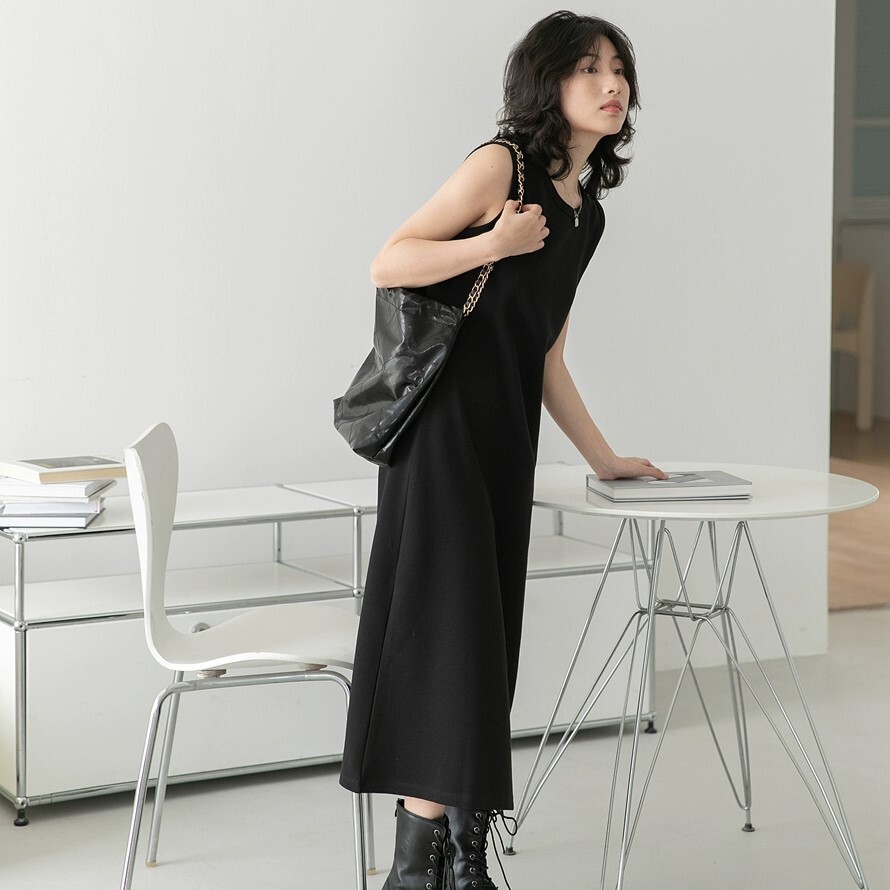 ワンピース ミニ丈 膝上 膝下 ロング丈 袖なし ノースリーブ ラウンドネック ストレート Iライン スリット バックスリット 薄手 大人可愛い きれいめ シンプル 大人 おしゃれ お洒落 かっこいい ワンピース ミニ丈 膝上 膝下 ロング丈 袖なし ノースリーブ ラウンドネック ストレート Iライン スリット バックスリット 薄手 大人可愛い きれいめ シンプル 大人 おしゃれ お洒落 かっこいい