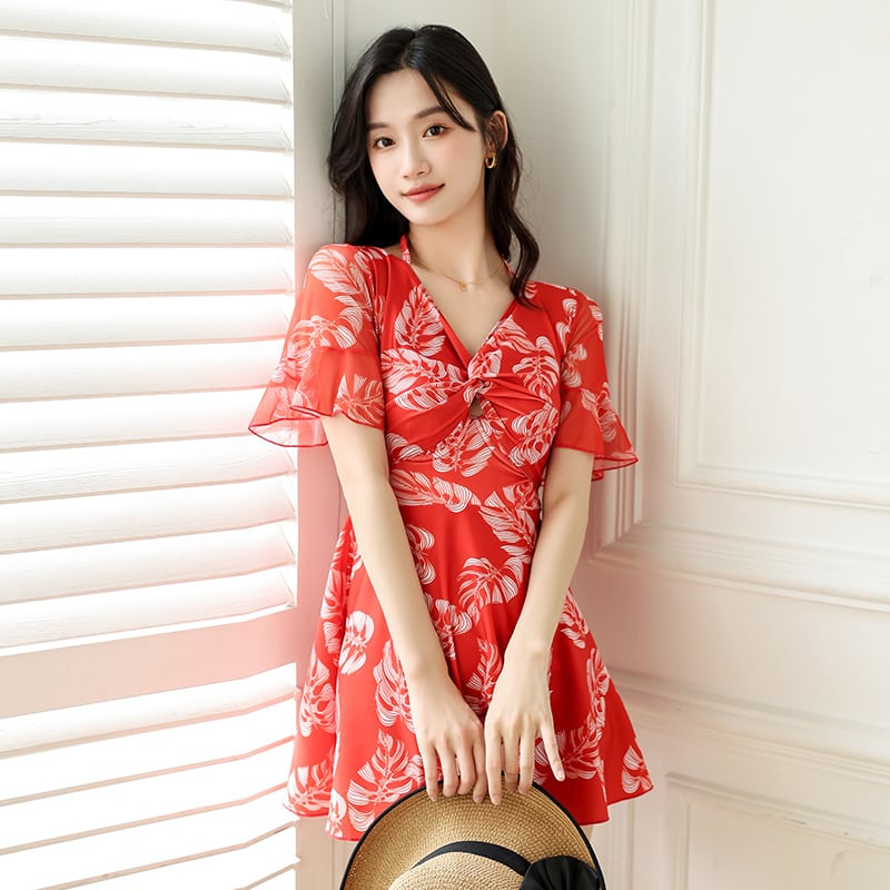 水着 ビキニ タンキニ ワンピース フリル 谷間魅せ 盛れる かわいい 大人可愛い きれいめ セクシー シンプル カジュアル ナチュラル ゴージャス 華やか 大人 大人っぽい おしゃれ ws