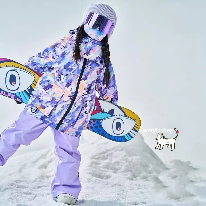 スノーボードウェア 2025 上下セット キッズ 子供 ベビー服 ジャケット アウター 紫迷彩 オーバーオール つなぎパンツ ズボン スノボウェア スキーウェア 防寒着韓国風 女の子 男の子 こども