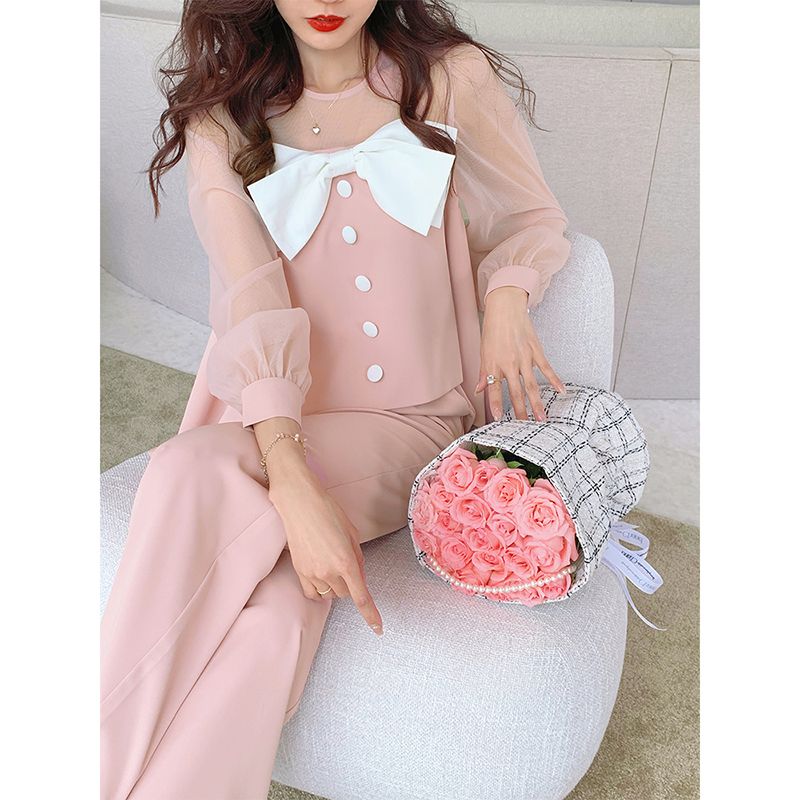 秋に2024年の女性のスイートボウ長袖トップスハイウエストワイドレッグパンツ2点セットの完全なセットを着用 母の日