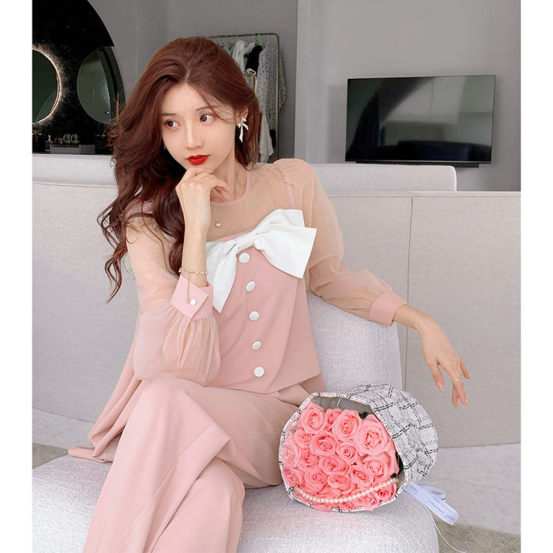 秋に2024年の女性のスイートボウ長袖トップスハイウエストワイドレッグパンツ2点セットの完全なセットを着用 母の日