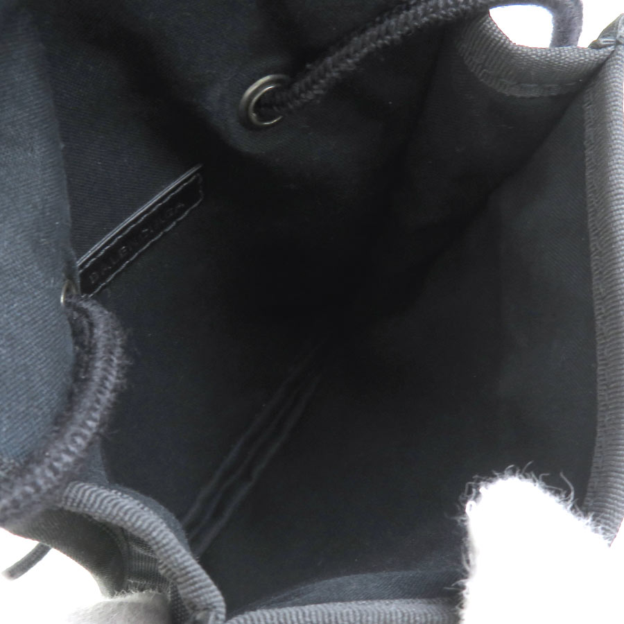 バレンシアガ BALENCIAGA 斜め掛けショルダーバッグ ナイロン ブラック ユニセックス 532298 h29980k バレンシアガ BALENCIAGA 斜め掛けショルダーバッグ ナイロン ブラック ユニセックス 532298 h29980k