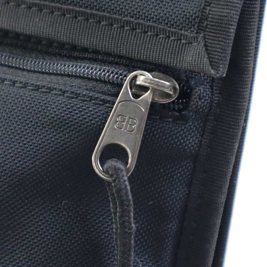 バレンシアガ BALENCIAGA 斜め掛けショルダーバッグ ナイロン ブラック ユニセックス 532298 h29980k バレンシアガ BALENCIAGA 斜め掛けショルダーバッグ ナイロン ブラック ユニセックス 532298 h29980k