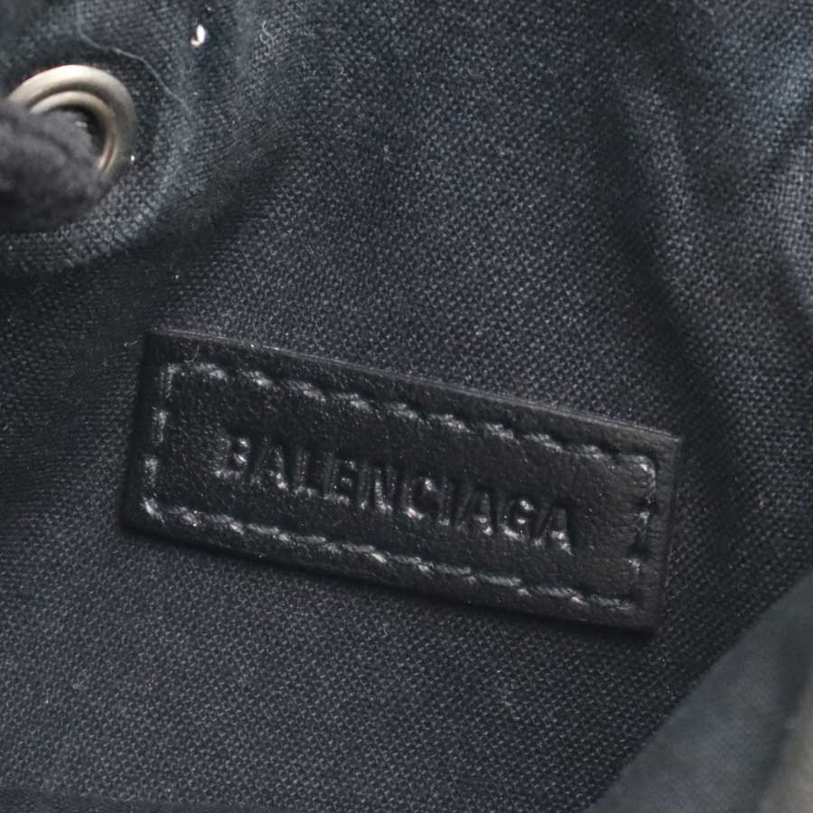 バレンシアガ BALENCIAGA 斜め掛けショルダーバッグ ナイロン ブラック ユニセックス 532298 h29980k バレンシアガ BALENCIAGA 斜め掛けショルダーバッグ ナイロン ブラック ユニセックス 532298 h29980k