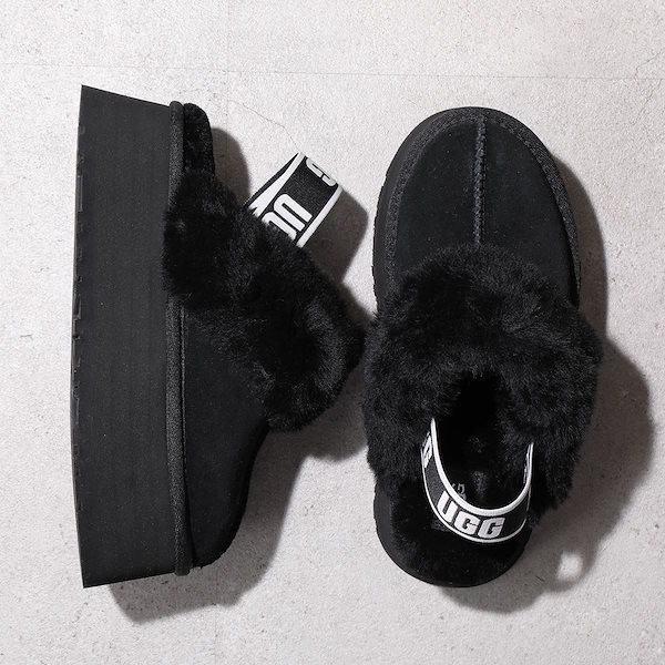 UGG(アグ)★FUNKETTE プラットフォーム 厚底サンダル　⚠︎箱無し⚠︎ UGG Australia（アグオーストラリア） 並行輸入品 UGG アグ Funkette