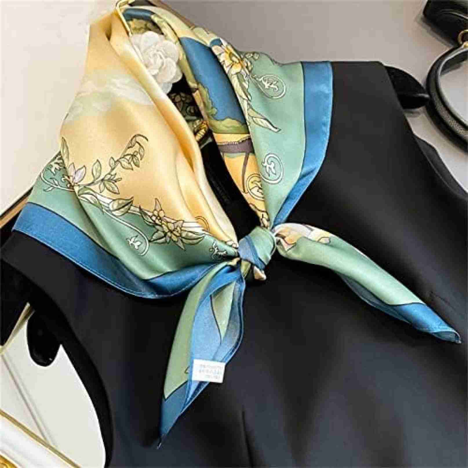 【20%OFFクーポン~】スカーフ 女性のスカーフ中国風の春と秋の小さな正方形のスカーフスカーフファッションネックプロテクタースカーフ レディース スカーフ 【20%OFFクーポン~】スカーフ 女性のスカーフ中国風の春と秋の小さな正方形のスカーフスカーフファッションネックプロテクタースカーフ レディース スカーフ