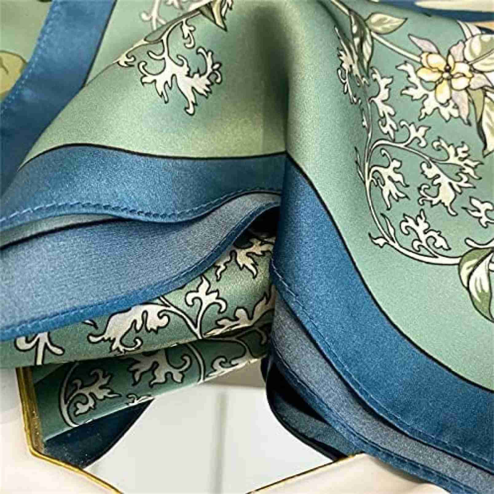 【20%OFFクーポン~】スカーフ 女性のスカーフ中国風の春と秋の小さな正方形のスカーフスカーフファッションネックプロテクタースカーフ レディース スカーフ 【20%OFFクーポン~】スカーフ 女性のスカーフ中国風の春と秋の小さな正方形のスカーフスカーフファッションネックプロテクタースカーフ レディース スカーフ