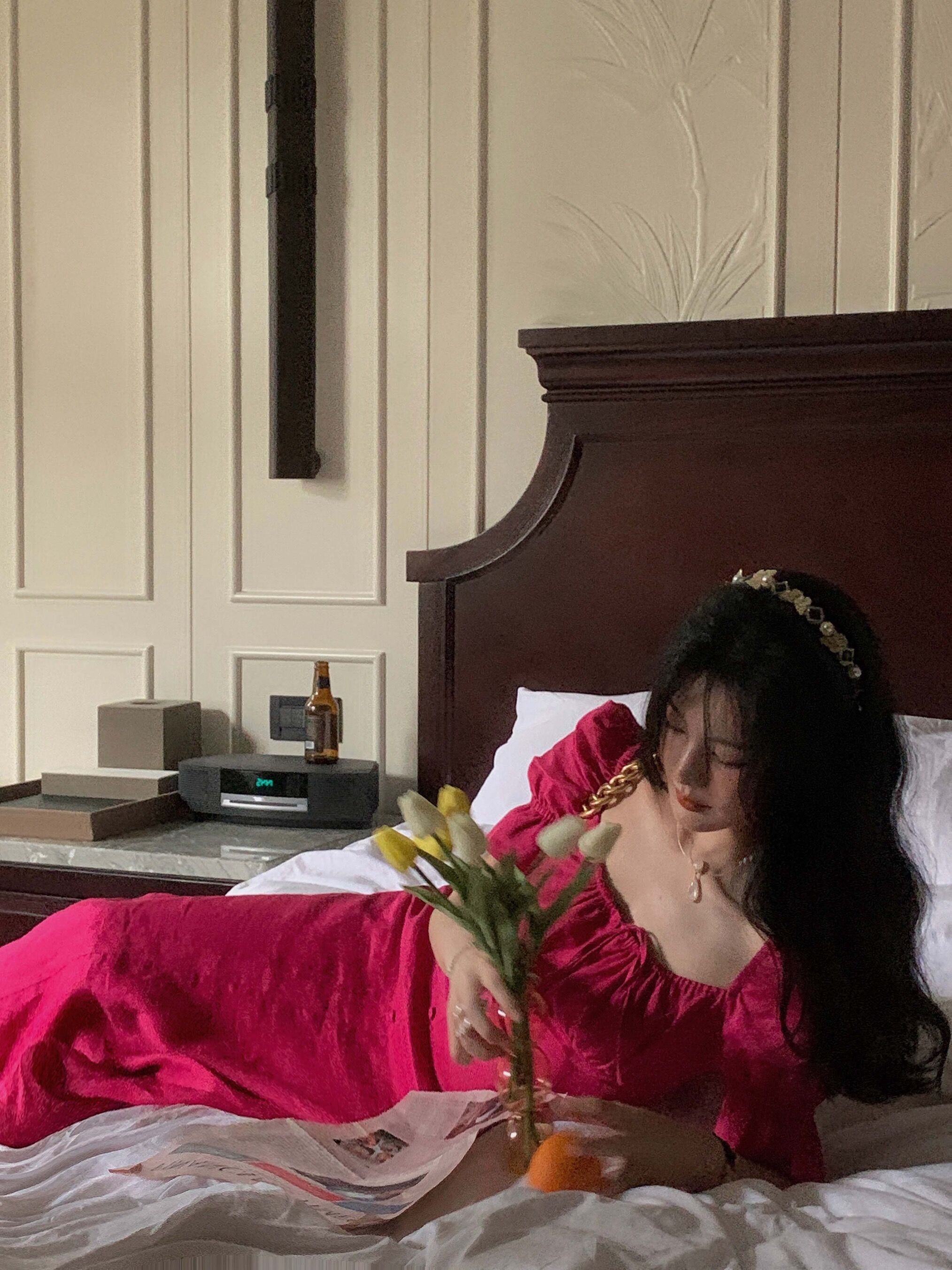 ワンピース レトロ クラシカル 膝下 ミモレ丈 袖あり 半袖 パフスリーブ スクエアネック 襟付き 細身 リボン ハイウエスト ピンク 大人可愛い きれいめ シンプル カジュアル 大人 お洒落 個性的 ワンピース レトロ クラシカル 膝下 ミモレ丈 袖あり 半袖 パフスリーブ スクエアネック 襟付き 細身 リボン ハイウエスト ピンク 大人可愛い きれいめ シンプル カジュアル 大人 お洒落 個性的