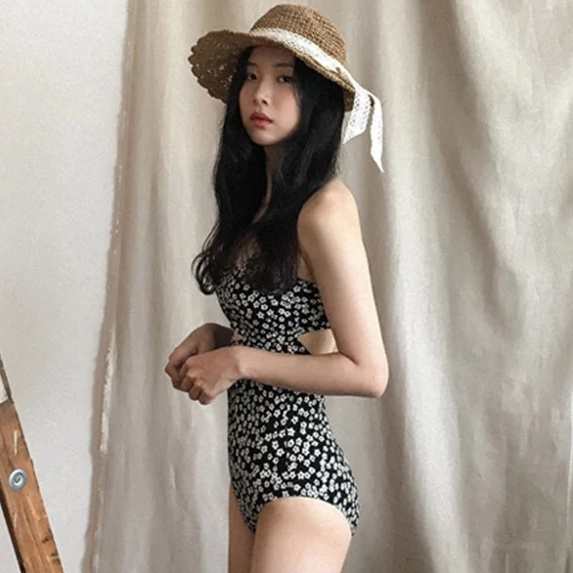 スイムウエア 水着 ワンピース水着 モノキニビキニ ホルダーネック お腹見せ 胸元 谷間 パッド付 バックシャン 可愛い かわいい 大人可愛い シンプル カジュアル大人 おしゃれ お洒落 大人女子 こ