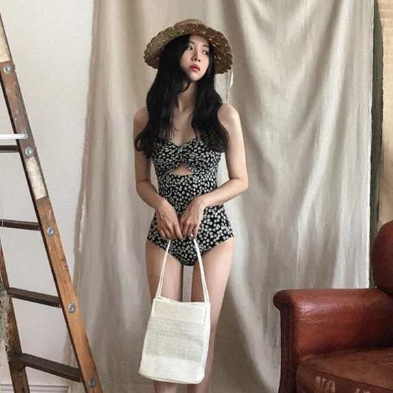 スイムウエア 水着 ワンピース水着 モノキニビキニ ホルダーネック お腹見せ 胸元 谷間 パッド付 バックシャン 可愛い かわいい 大人可愛い シンプル カジュアル大人 おしゃれ お洒落 大人女子 こ