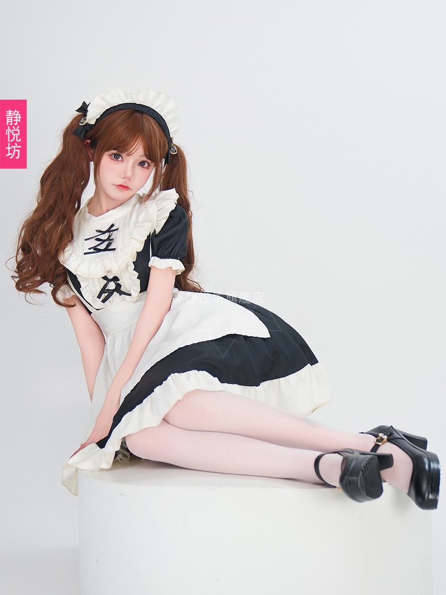 日本の秋葉原コスプレ大きいサイズコスメイド服白黒ロリータドレススカートロリータメイド制服 日本の秋葉原コスプレ大きいサイズコスメイド服白黒ロリータドレススカートロリータメイド制服