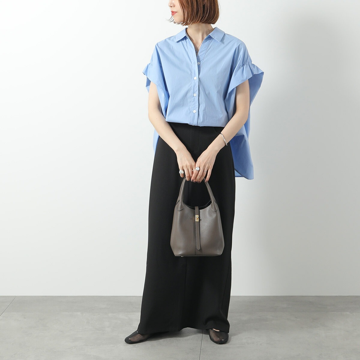 VIOLAdORO ヴィオラドーロ ハンドバッグ TRERO トレロ V-1573 レディース Wフェイスレザー ショルダーバッグ クロスボディ 鞄 カラー3色 【mega】 VIOLAdORO ヴィオラドーロ ハンドバッグ TRERO トレロ V-1573 レディース Wフェイスレザー ショルダーバッグ クロスボディ 鞄 カラー3色 【mega】