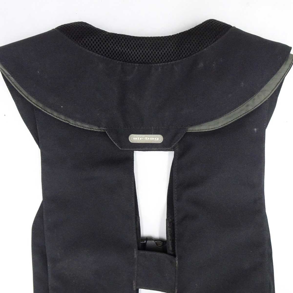 【中古】ヒットエアー 乗馬用 一体型エアバッグ H-model H-M プロテクター M-2XL ブラック hit-air 乗馬 馬術 【中古】ヒットエアー 乗馬用 一体型エアバッグ H-model H-M プロテクター M-2XL ブラック hit-air 乗馬 馬術