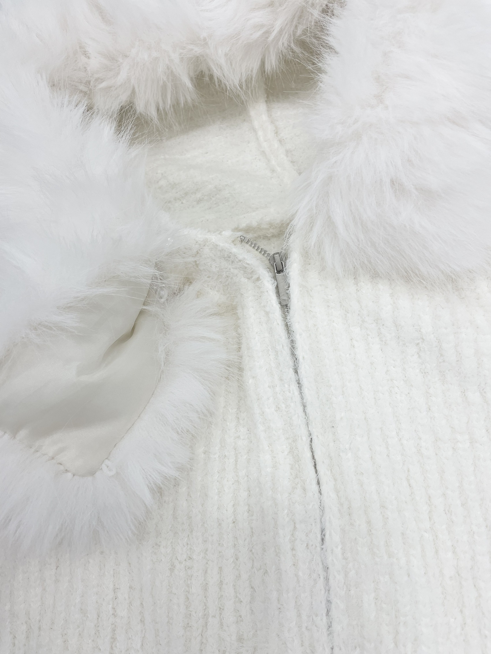 【THEAIRTOWN】union treaming fur zip-up★ THEAIRTOWN union treaming fur zip-up