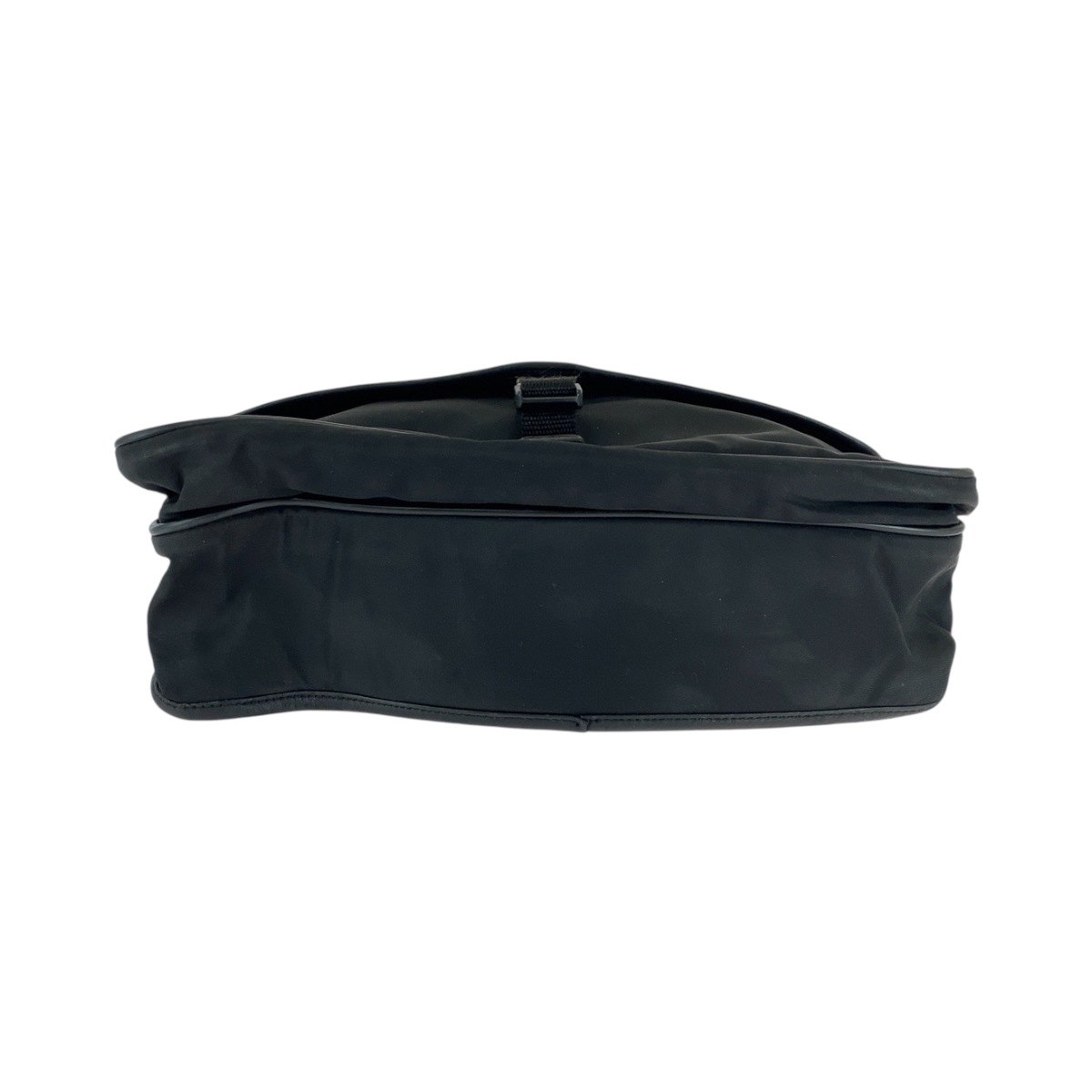 テスート 三角ロゴプレート ブラック 黒 シルバー金具 ナイロン V166 ショルダーバッグ メッセンジャーバッグ レディース 501387 テスート 三角ロゴプレート ブラック 黒 シルバー金具 ナイロン V166 ショルダーバッグ メッセンジャーバッグ レディース 501387