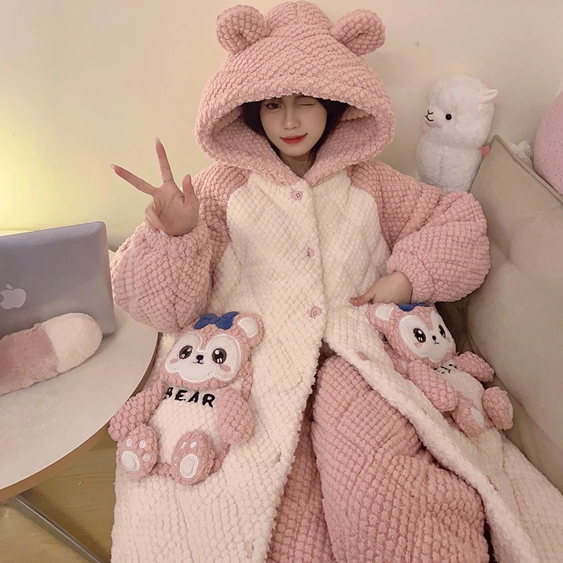 サンゴのベルベットの寝衣女性冬の新しい三層綿のパジャマフランネルのかわいい大きなサイズの保温家庭服 サンゴのベルベットの寝衣女性冬の新しい三層綿のパジャマフランネルのかわいい大きなサイズの保温家庭服