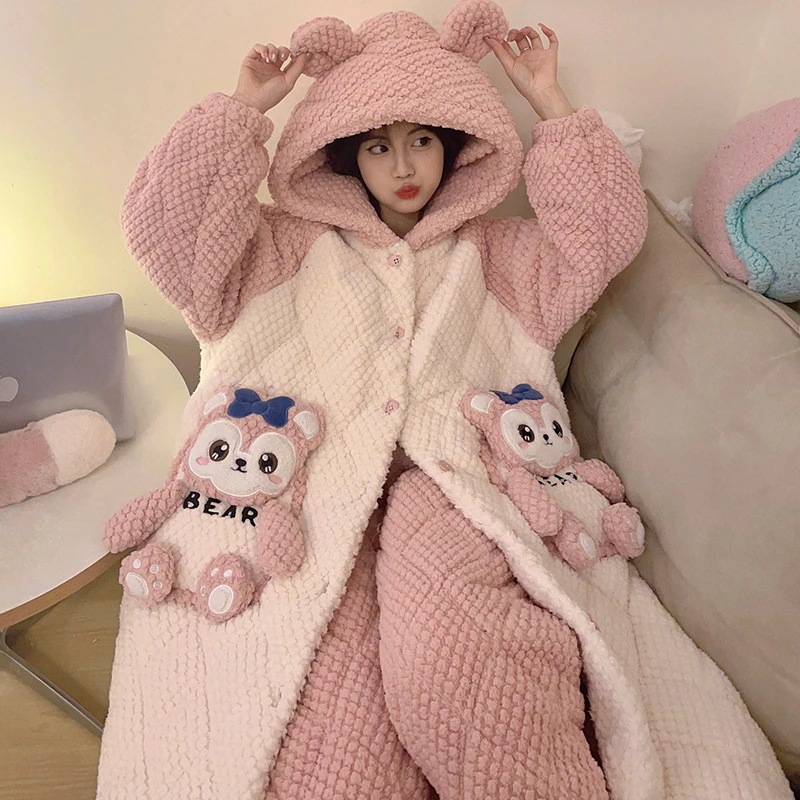 サンゴのベルベットの寝衣女性冬の新しい三層綿のパジャマフランネルのかわいい大きなサイズの保温家庭服 サンゴのベルベットの寝衣女性冬の新しい三層綿のパジャマフランネルのかわいい大きなサイズの保温家庭服