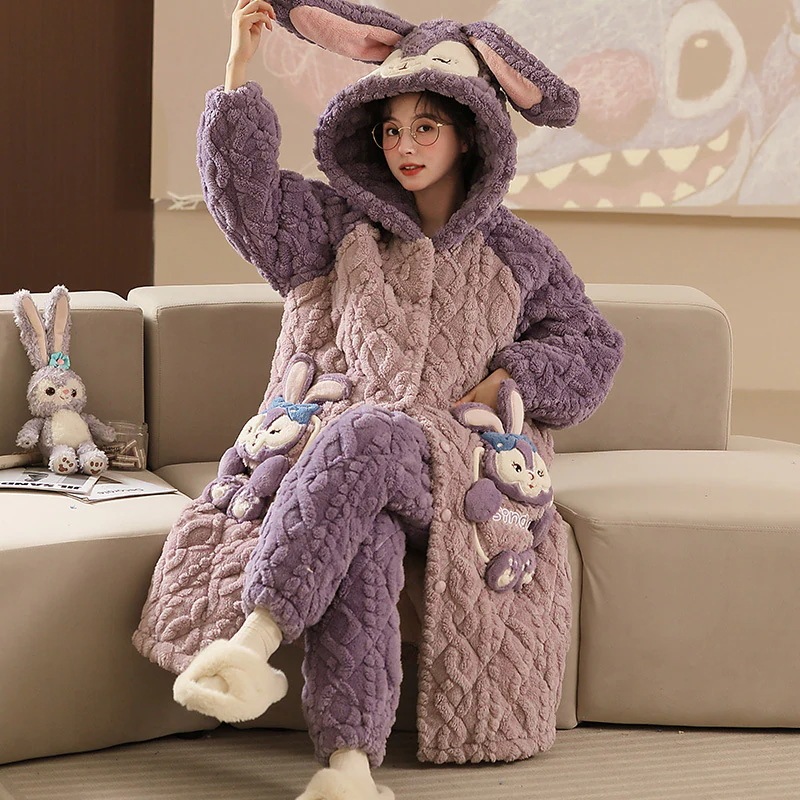 サンゴのベルベットの寝衣女性冬の新しい三層綿のパジャマフランネルのかわいい大きなサイズの保温家庭服 サンゴのベルベットの寝衣女性冬の新しい三層綿のパジャマフランネルのかわいい大きなサイズの保温家庭服