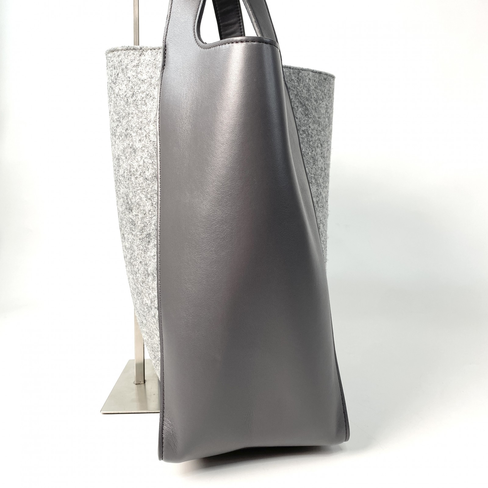 美品 ステラマッカートニー Stella McCarthney レディース スタッズロゴ トートバッグ ウール ポーチ付き