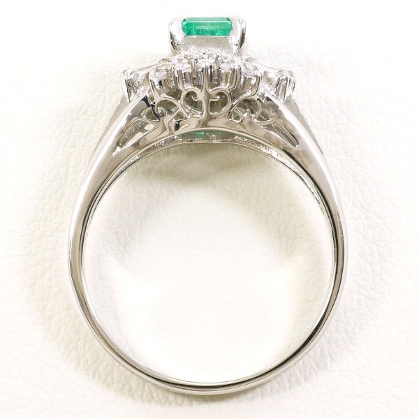 PT900 プラチナ リング 13号 エメラルド 0.54 ダイヤ 0.24 【中古】 PT900 プラチナ リング 13号 エメラルド 0.54 ダイヤ 0.24 【中古】