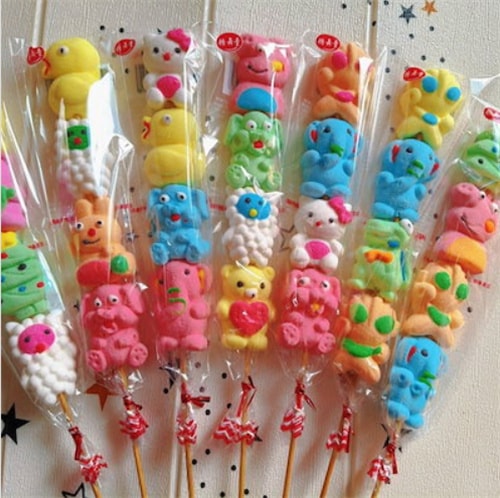 漫画のロリポップ串刺 お年玉しコットンソフトキャンディと懐かしいスナックのミックス 誕生日プレゼント 子供の贈り物