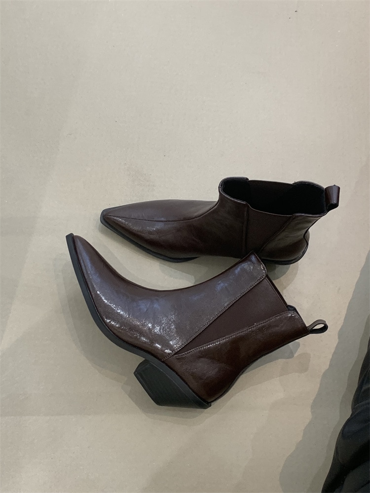 Niubiquatousデザインチェルシーブーツ女性ブーツ秋と冬の新しいメイラードレトロレトロトートースリムシールマーティンブーツ