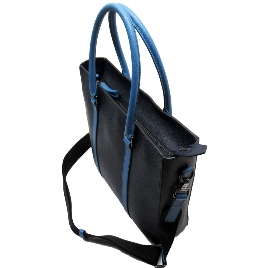 バーバリー BURBERRY ハンドバッグ ショルダーバッグ レザー ネイビー×ブルー ユニセックス t19241a バーバリー BURBERRY ハンドバッグ ショルダーバッグ レザー ネイビー×ブルー ユニセックス t19241a