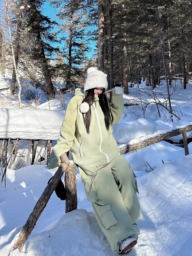 スノーボードウェア 上下セット レディース メンズ 防水20000mm スキーウェア スノボウェア ジャケット アウター パーカー ロングパンツ 男女兼用 韓国風 防水 防寒 防雪保温防風通気 スノーボードウェア 上下セット レディース メンズ 防水20000mm スキーウェア スノボウェア ジャケット アウター パーカー ロングパンツ 男女兼用 韓国風 防水 防寒 防雪保温防風通気