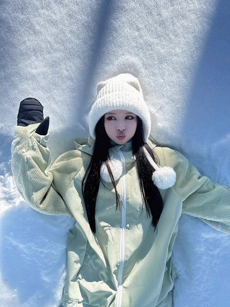 スノーボードウェア 上下セット レディース メンズ 防水20000mm スキーウェア スノボウェア ジャケット アウター パーカー ロングパンツ 男女兼用 韓国風 防水 防寒 防雪保温防風通気 スノーボードウェア 上下セット レディース メンズ 防水20000mm スキーウェア スノボウェア ジャケット アウター パーカー ロングパンツ 男女兼用 韓国風 防水 防寒 防雪保温防風通気