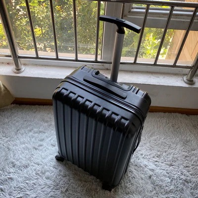 スーツケース ファッション新品 軽量 人気多様な色 TSA税関ロック 大容量 キャリーバッグ