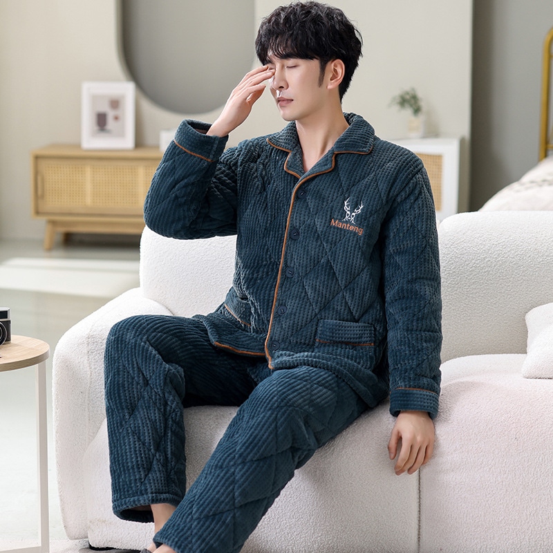 冬の男性パジャマ牛乳パイル三層綿ベルベット厚手フランネル保温綿入れの家庭服二点セット 冬の男性パジャマ牛乳パイル三層綿ベルベット厚手フランネル保温綿入れの家庭服二点セット