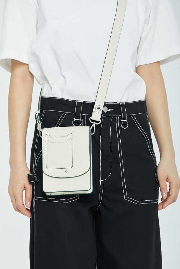 ROMANTIC CROWN】RECENT LOGO CROSS BAG ショルダーバッグ
