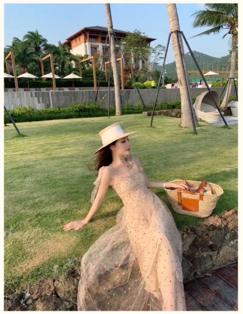 リボン ワンピース ノースリーブ 夏 かわいい ロング フレアワンピース 膝下 ミモレ丈 ロング丈 スクエアネック 襟なし セミフレア タイト シフォン リボン ウエストマーク 透け感 S M L X リボン ワンピース ノースリーブ 夏 かわいい ロング フレアワンピース 膝下 ミモレ丈 ロング丈 スクエアネック 襟なし セミフレア タイト シフォン リボン ウエストマーク 透け感 S M L X