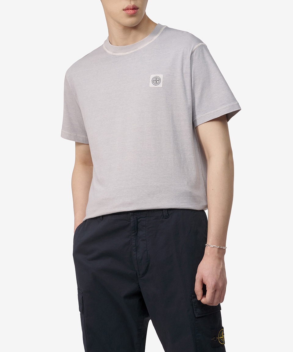 STONE ISLAND ピサト エフェクト ロゴ パッチ Tシャツ