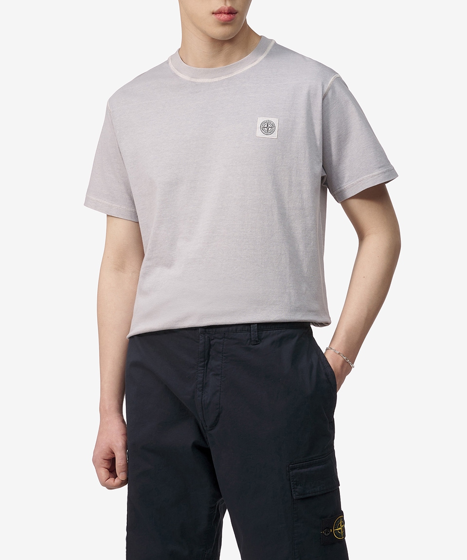 STONE ISLAND ピサト エフェクト ロゴ パッチ Tシャツ