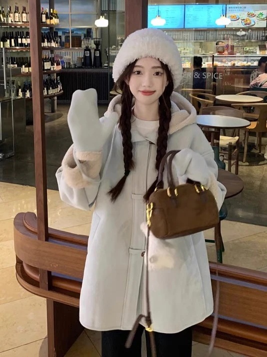 秋冬防寒 あったかアウター 裹起毛大人ゆったりカジュアル ストリート サイズ レディース ムートン ゆるダボ シルエット学生通学丈韓国風 スタイルアップ かわいい ブルゾン ファー系ファッション 秋冬防寒 あったかアウター 裹起毛大人ゆったりカジュアル ストリート サイズ レディース ムートン ゆるダボ シルエット学生通学丈韓国風 スタイルアップ かわいい ブルゾン ファー系ファッション