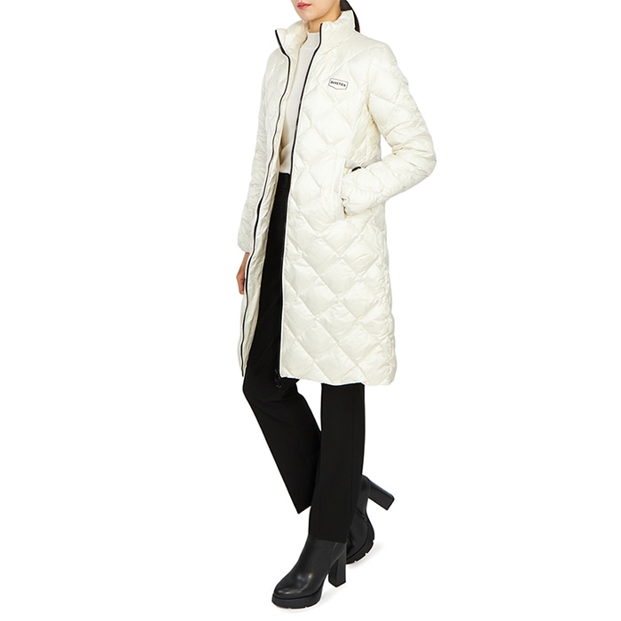 【SHOPクーポンあり】ロング丈 ダウンジャケット 細見え 足長 着やせ レディース 女性 コート アウター ブラック 黒 ホワイト 白 きれいめ ファッション 美シルエット 軽量 正規品 人気 【SHOPクーポンあり】ロング丈 ダウンジャケット 細見え 足長 着やせ レディース 女性 コート アウター ブラック 黒 ホワイト 白 きれいめ ファッション 美シルエット 軽量 正規品 人気