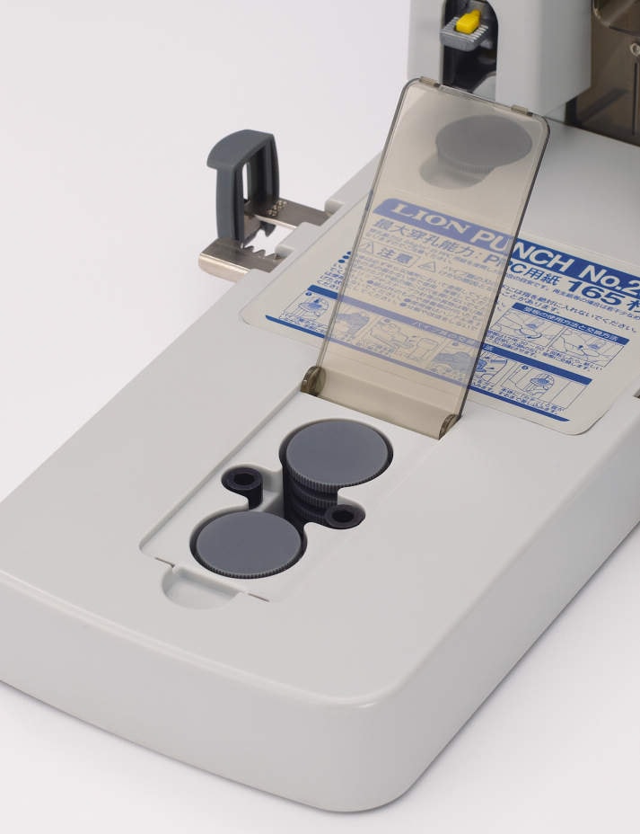 ライオン事務器 強力パンチ パイプ錐2穴式 165枚穿孔 No.201 200-02 ライオン事務器 強力パンチ パイプ錐2穴式 165枚穿孔 No.201 200-02