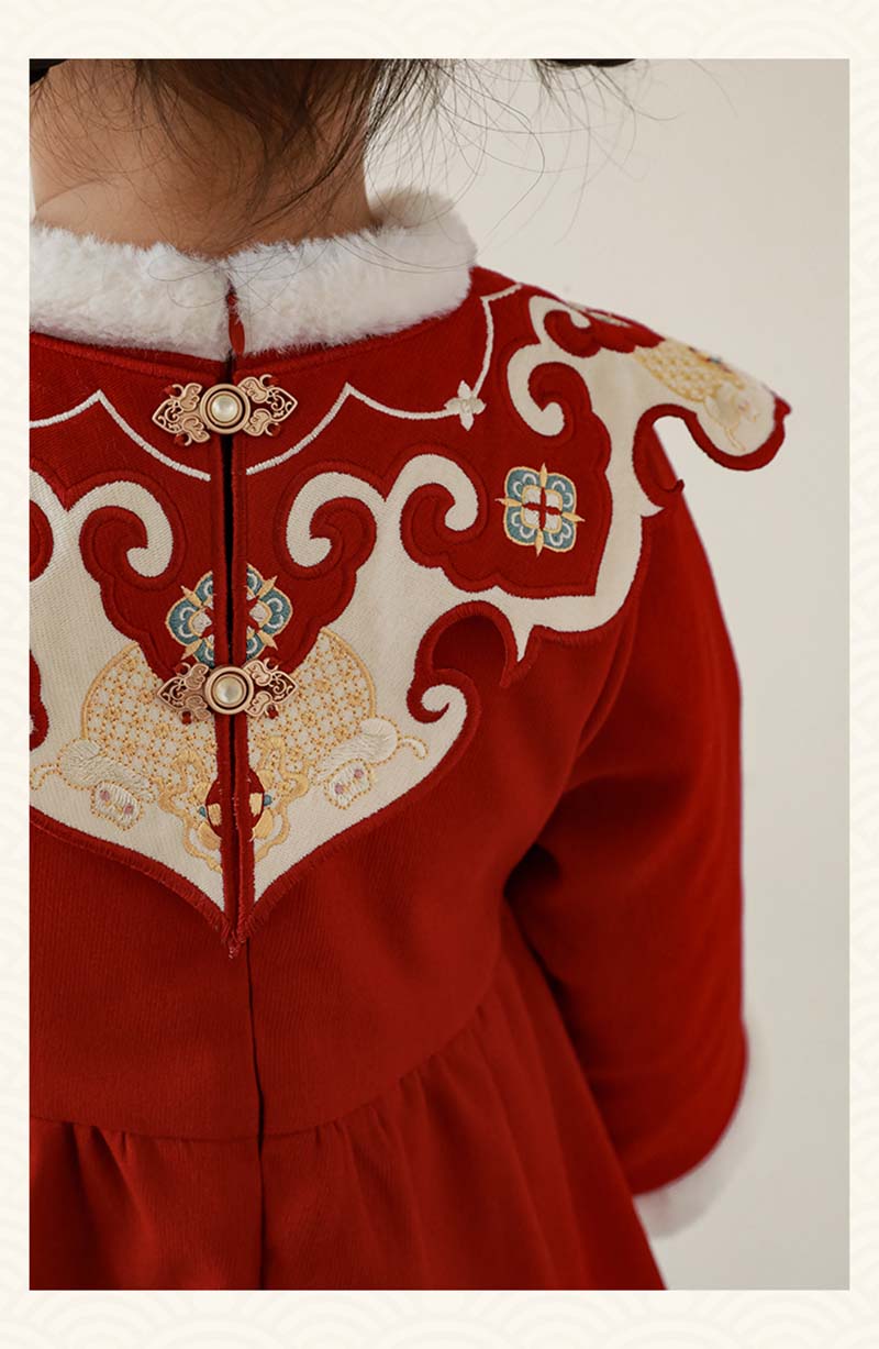 ワンピース究極の選択お正月と刺繍 ワンピース ドレス 辰年 子供 女の子 80cm 新年 節分 アウター キッズ ジュニア 女の子 レッド かわいい 子供ドレス 秋 冬 通園 通学 子供服 猫ぬいぐる