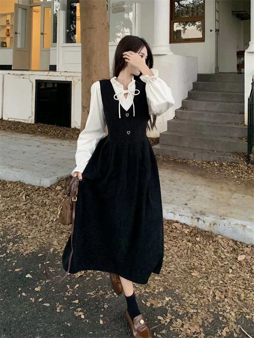 春作韓国ファッション復古バックスカートワンピースセット腰をすぼめるやせて見えるコーデュロイ2030a字スカート 春作韓国ファッション復古バックスカートワンピースセット腰をすぼめるやせて見えるコーデュロイ2030a字スカート