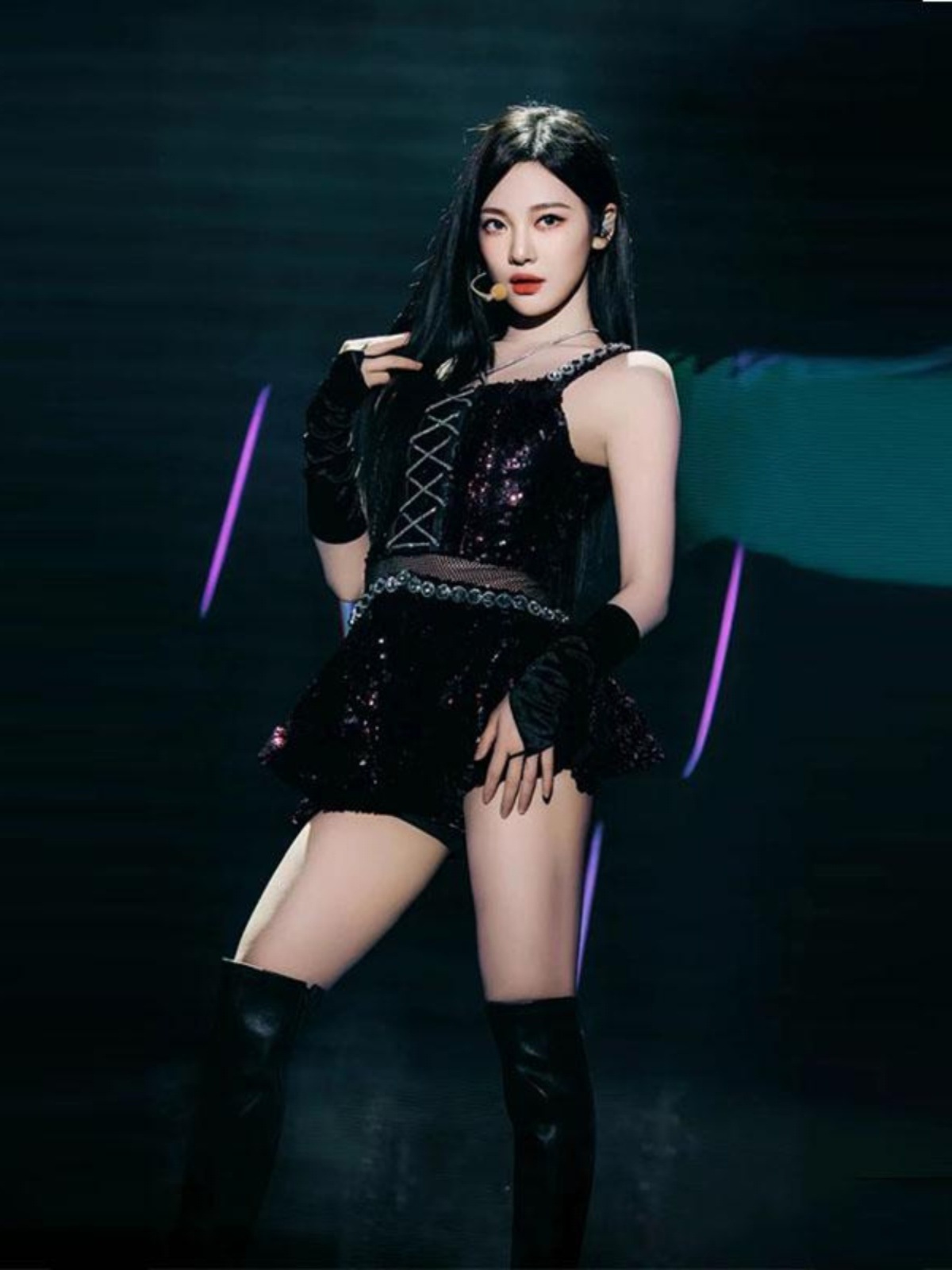 AespaNingYizhuoパフォーマンスコスチュームブラックスーツジャズダンスパフォーマンス