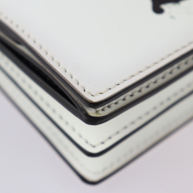 超美品 BURBERRY バーバリー カードケース - チェーンウォレット コインケース レザー ホワイト ブラック ゴールド金具 名刺入れ 小銭入れ エンジェル 天使【本物保証】