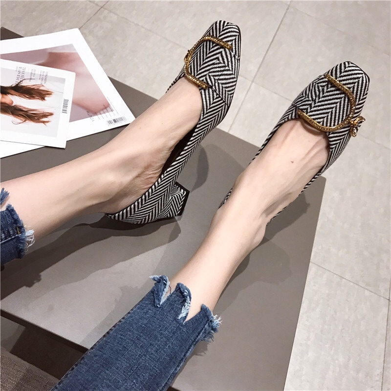 シューズ 靴 くつ クツ パンプス レディースシューズ スクエアトゥパンプス ヒールパンプス ヒール 太ヒール チャンキーヒール ミドルヒール スクエアトゥ 歩きやすい 履きやすい 疲れにくい