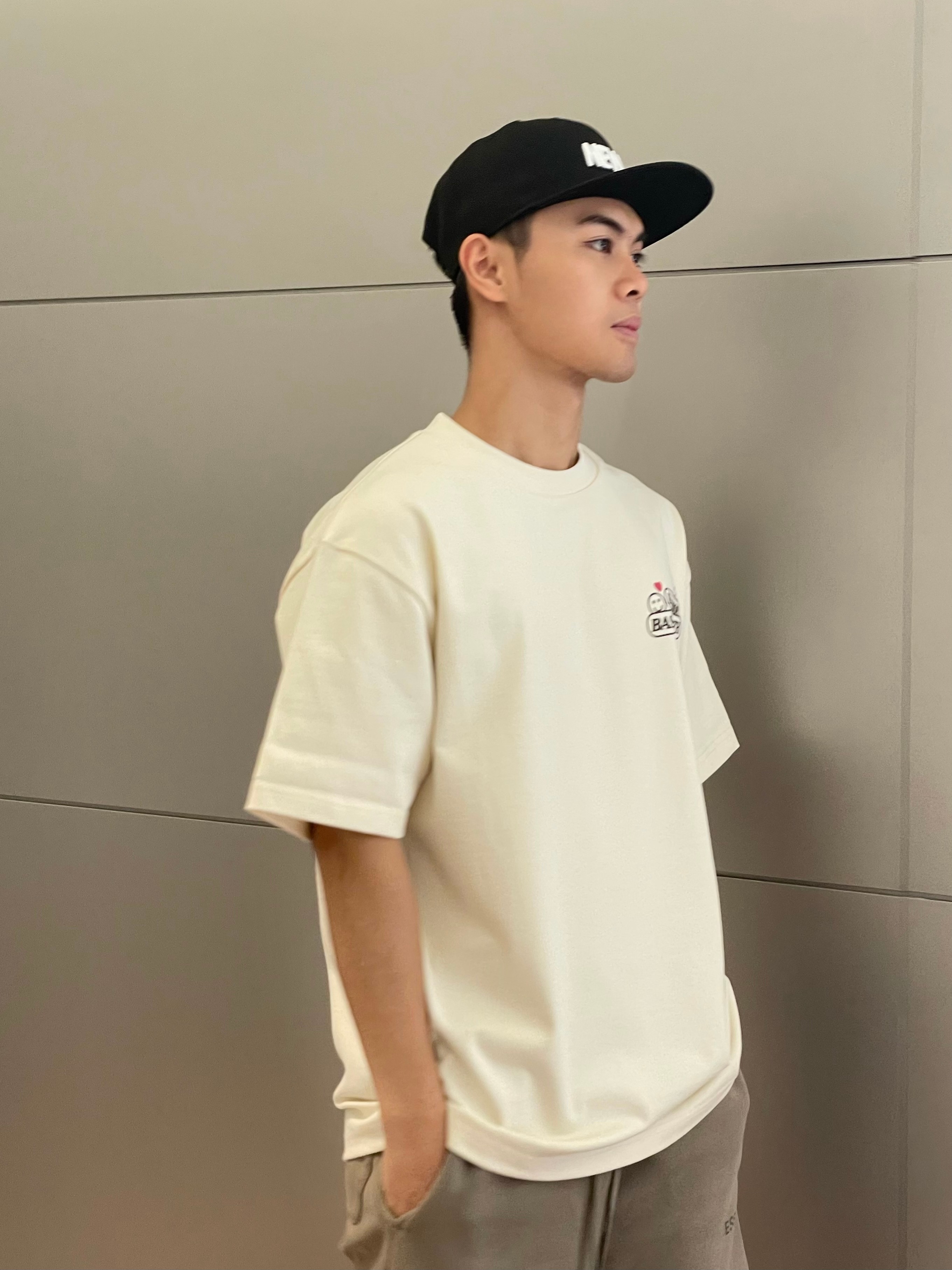 G24SST106翌日発送メンズ2024新作Tシャツカットソー丸首アメカジins風レトロ半袖トップスデザイン高級感英字ストリート大人オーバーサイズ可愛い抜け感ユニセックスブラックベージュクルーネック
