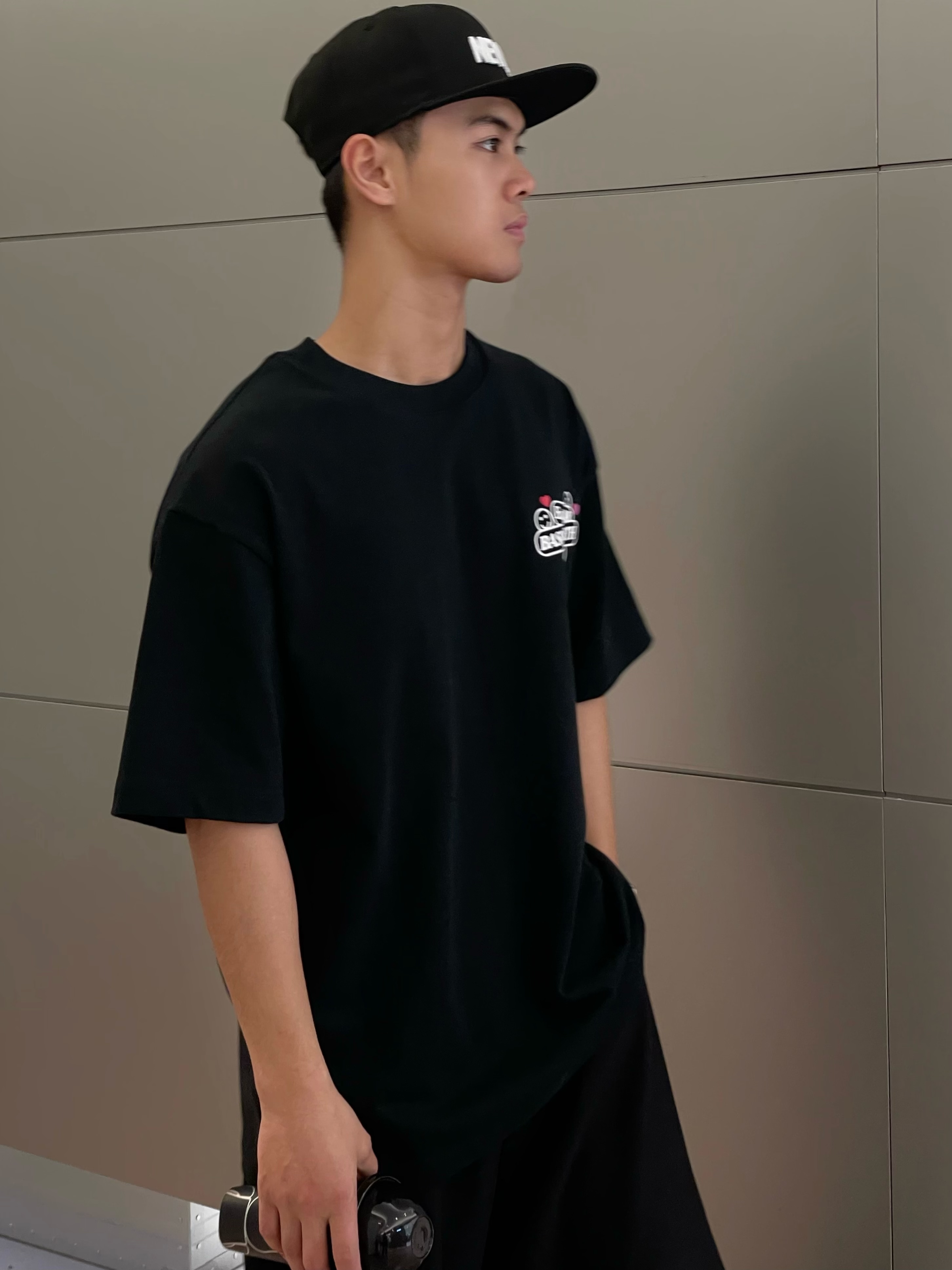 G24SST106翌日発送メンズ2024新作Tシャツカットソー丸首アメカジins風レトロ半袖トップスデザイン高級感英字ストリート大人オーバーサイズ可愛い抜け感ユニセックスブラックベージュクルーネック