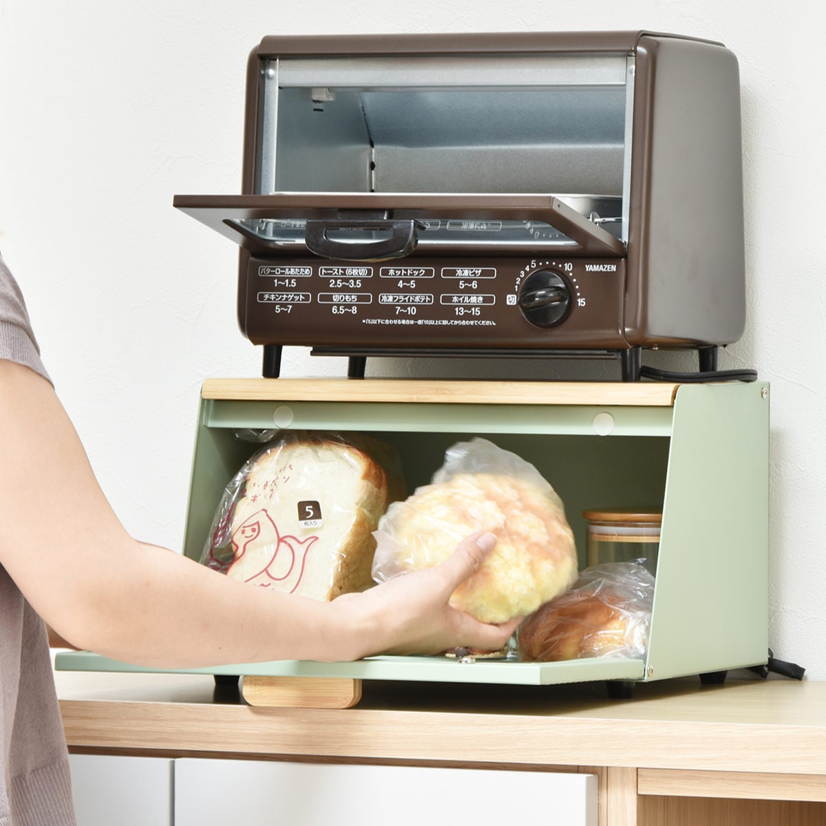 ブレッドケース 波形 斜めタイプ 木製 おしゃれ 北欧 天然木 ブレットケース 食パンケース パンケース 食パン パン 保存 ケース キッチン 収納 ブレッドボックス 調味料ラック 大容量 ブレッドケース 波形 斜めタイプ 木製 おしゃれ 北欧 天然木 ブレットケース 食パンケース パンケース 食パン パン 保存 ケース キッチン 収納 ブレッドボックス 調味料ラック 大容量