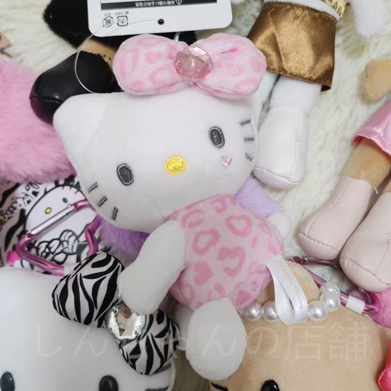 【3日出荷】ルバー 猫 キーリング 10typeシルバーバッグ キーリング かわいい ぬいぐるみ キーホルダーヒョウ柄 長い脚 羽 キティ キーホルダー ストラップ ぬいぐるみ 【3日出荷】ルバー 猫 キーリング 10typeシルバーバッグ キーリング かわいい ぬいぐるみ キーホルダーヒョウ柄 長い脚 羽 キティ キーホルダー ストラップ ぬいぐるみ